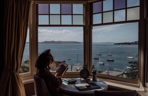 Battery Point Hotel | Grande Vue Hotel