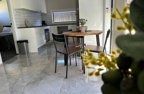 Kingswood House | Granny Guest House Sydney Blue Mountain