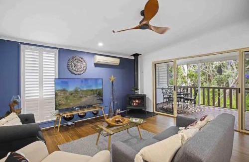 Kincumber Apartment | Green View Retreat Only 7 minutes to Terrigal Beach