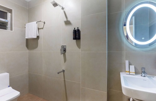Periamet Hotel | Greens Venue