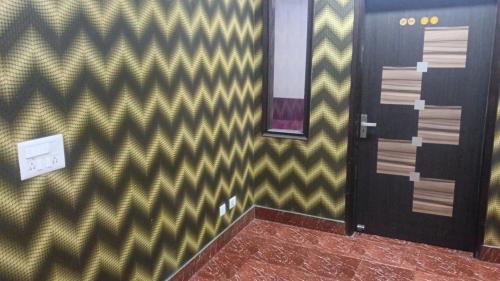 Delhi House | Happy homes 3 BHK Laxmi Nagar