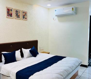 Sidhpur Hotel | Happy Rooms
