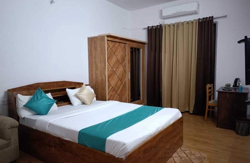 Kharadi Hotel | Happy Stay Service Apartment