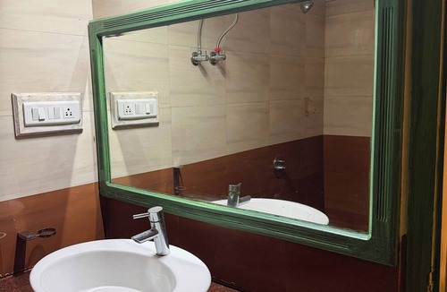 Madikeri Hotel | Hasu Stay