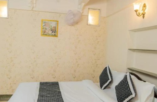 Udaipur City Centre Hotel | Heritage Property Near Jagdish Chowk