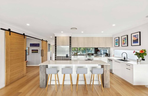 Wamberal House | Hibiscus