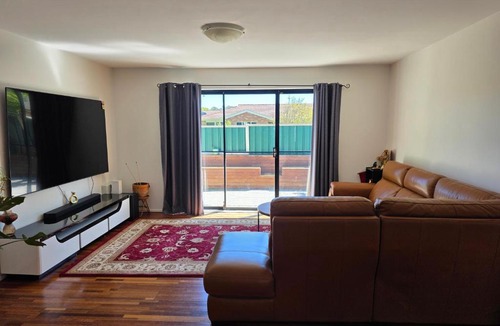 Amaroo House | Hide out