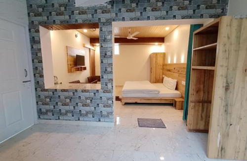 Tapovan Hotel | Hill Hoppers Hotel