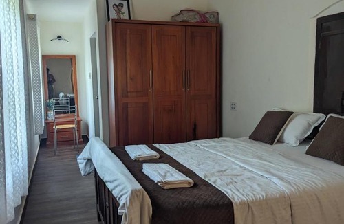 Kannur Bed & Breakfast | Hill Top Homes