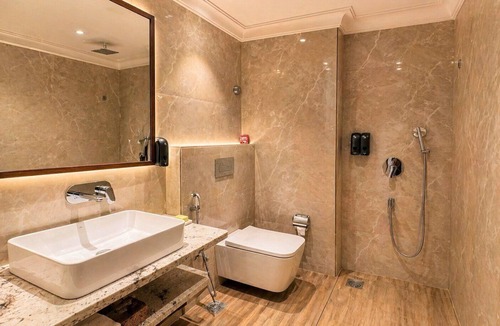 Abu Road Hotel | Hillcrest Hotel & Resort