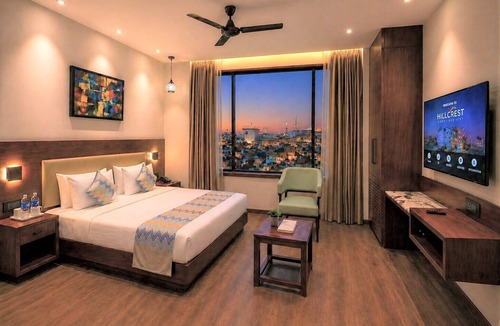 Abu Road Hotel | Hillcrest Hotel & Resort