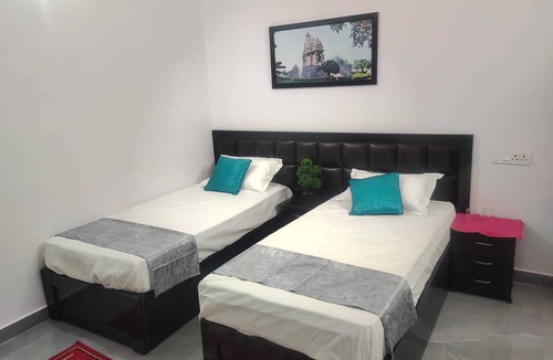 Khajuraho Hotel | Homestay Room with Wellness Programme city tour and guide