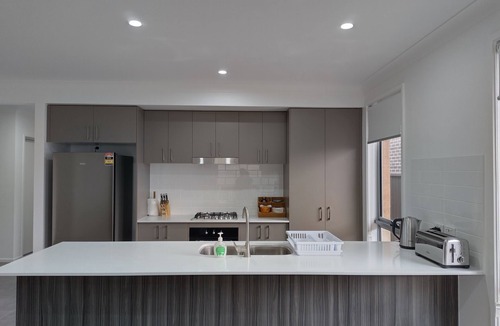 Gregory Hills House | Homey Holiday House