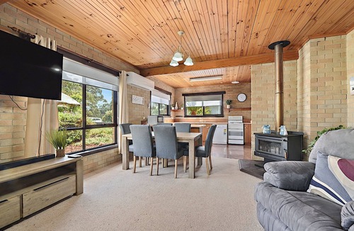 Stieglitz House | Hook, Wine & Sinker Retreat