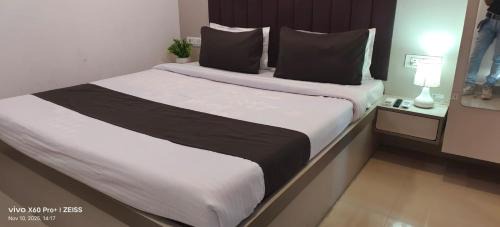 Dhanbad Hotel | Hotel 7th Sky