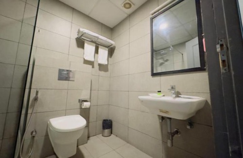 Noida Hotel | Hotel Aarkay Palace