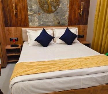 Uluberiya Hotel | HOTEL ABHIJIt