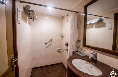 Shirdi Hotel | Hotel Abigail Goradia's