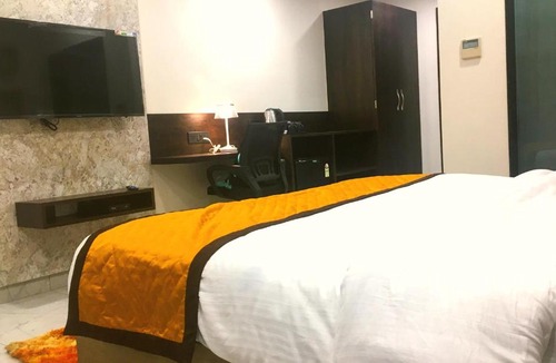Tonk Road Hotel | Hotel Aksh Inn