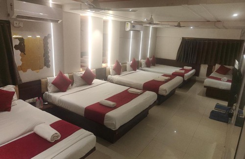 Shirdi Hotel | Hotel Anand Palace
