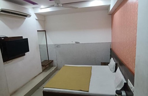 Mahesana Hotel | Hotel Apex