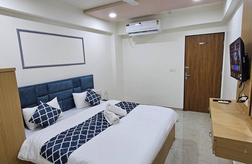 Mahemdavad Hotel | HOTEL APEX INN