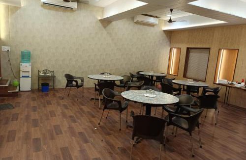 Khattalwada Hotel | Hotel Aramdham