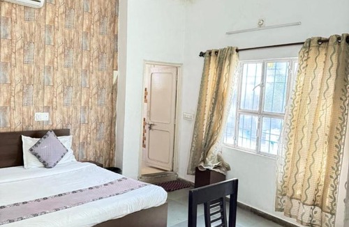 Udaipur District Hotel | Hotel Arawali Hill