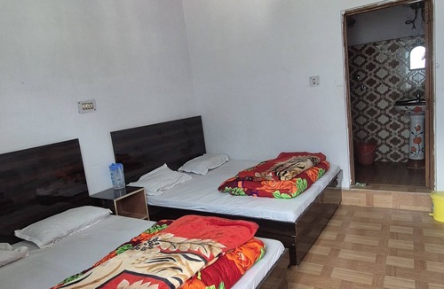 Narainkoti Hotel | Hotel Astha