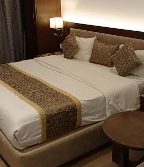 Gomti Nagar Hotel | Hotel Aurelia Grand Lucknow Couple Friendly