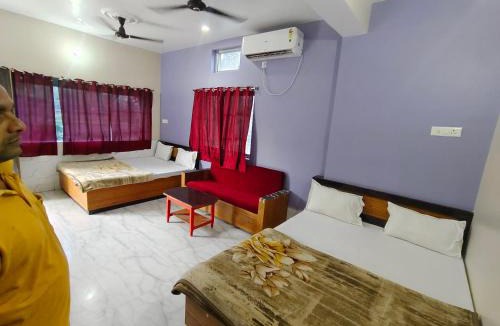 Deoghar Hotel | Hotel Baba Palace