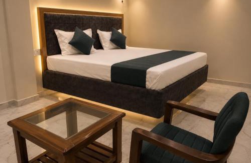 Chunar Hotel | Hotel Bhagirath Palace