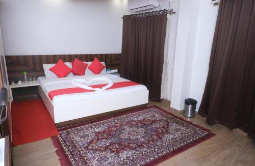 Mundra Hotel | HOTEL CENTRE POINT