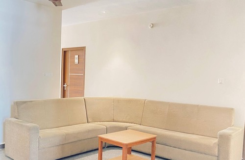 Tirupati Hotel | Hotel Chakrie Residency New