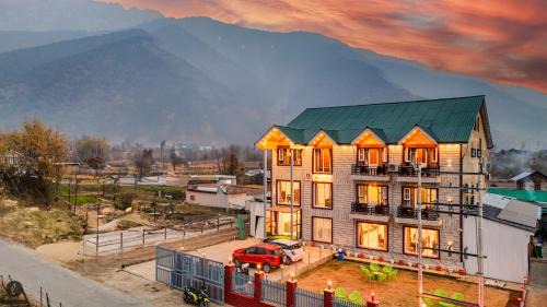 Pahalgam Hotel | Hotel Classy Castle