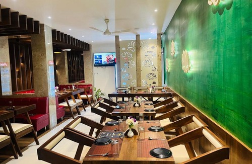 Gadarwara Hotel | Hotel Comfort INN & Restaurent