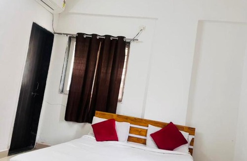 Phase 1 Hotel | Hotel Deluxe