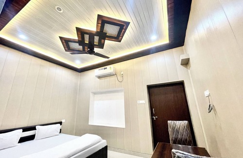 Varanasi Hotel | Hotel DEV VILLA GUEST HOUSE - VARANASI
