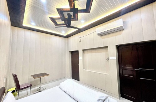 Varanasi Hotel | Hotel DEV VILLA GUEST HOUSE - VARANASI