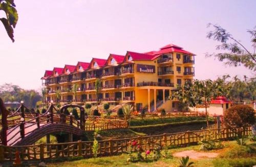 Lataguri Resort | Hotel Dream Land With Swimming Pool Facility In Lataguri