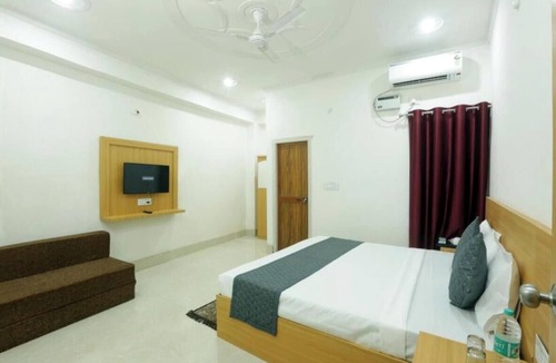 Faizabad Hotel | Hotel Dwarkadhish Plaza