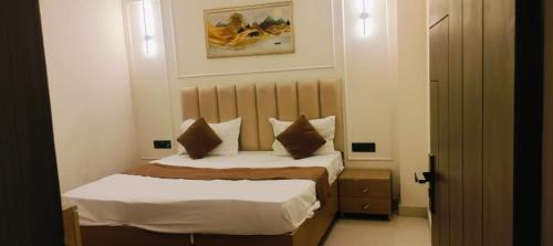 Greater Noida House | hotel elite inn