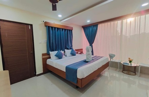 Hyderabad Hotel | Hotel Elite Walker Town