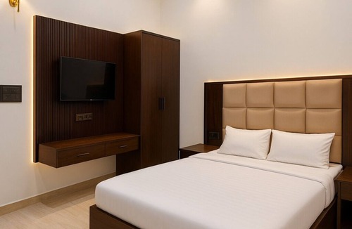 Taj Ganj Hotel | Hotel Empress Grand, 2.5km from Taj Mahal