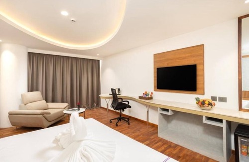Kozhikode Hotel | Hotel Explora Calicut by Nova