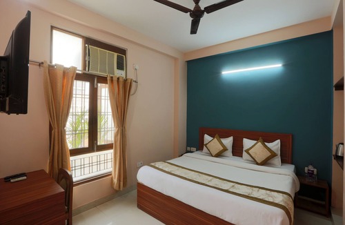 Sector 62 Hotel | Hotel Glinzer Palace By Aura