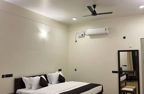 Manchanabele Hotel | Hotel Grand Palais