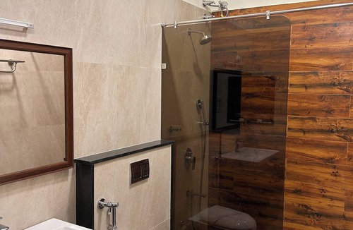 Manchanabele Hotel | Hotel Grand Palais