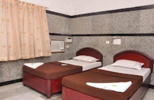 Periamet Hotel | Hotel Greens Chennai