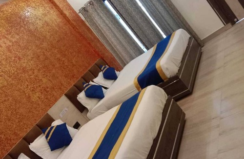 Faizabad Hotel | Hotel Gurudev Palace